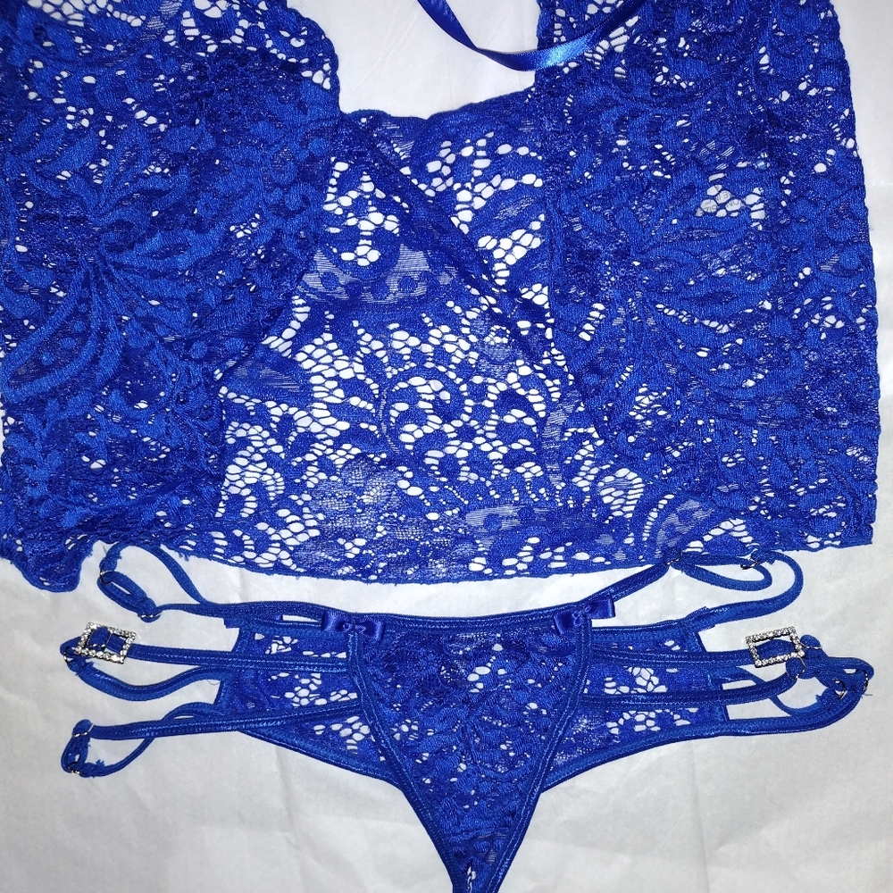 3 piece lingerie set - Picture 1 of 7
